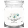 Yankee Candle Candela profumata firmata | Candela in barattolo medio in polvere per bambini con doppio stoppino | Candela in miscela di cera di soia | Regalo perfetto per le donne
