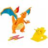 Pokémon Pokemon PKW2731 Deluxe Feature include 6 Charizard interattivi Plus Pikachu Figura Launcher da 5,1 cm, Dettagli autentici, 6 Stile 1