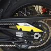 labelbike - Adesivo 3D Moto Forcellone Cinghia Protezione e Decorazione in Resina Compatibile con Husqvarna Norden 901 da 2022 - Colore Giallo Bianco Nero