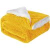 Il Gruppone Passione Casa IlGruppone Coperta Plaid in Pile Sherpa Invernale, Morbida e Calda,440 Gr/Mq Coperta Pelosa Tinta Unita Con Lavorazione Divano in Finta Pelliccia - Senape - Singolo 160x200
