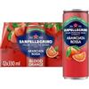 San Pellegrino Bevande frizzanti italiane Bevande analcoliche in scatola con gusto e frizzante leggera all'arancia rossa 12 x 330 ml | 69 kCal per