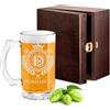 Maverton Boccale birra personalizzato con incisione - Regalo uomo compleanno - Bicchieri birra con manico 400 ml - Vetro di alta qualità altezza 15 cm - Idee regalo uomo per ogni occasione