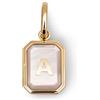 SINGULARU - Charm Personalizzato Letter Madreperla. Iniziale in Ottone con Finitura Placcata Oro 18 Kt. Ciondolo con Lettera e Dettagli in Madreperla. Gioielli da Donna. Lettera A