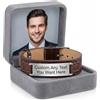 Fanery Sue Bracciale Uomo Personalizzato | Braccialetto con Incisione di Nome, Regolabile, Scatola Regalo Premium per Papà & Marito in Occasioni Speciali (Pelle Marrone)
