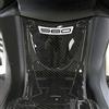 labelbike - Adesivo 3D Moto Pedana anteriore Protezione e Decorazione in Resina compatibile con Yamaha Tmax 560 da 2020 - Carbonio Argento