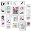 bomoe Set di cornici per Foto 24 Pezzi Blossom 10x 10,5x15 cm, 8X 13x18 cm, 4X 15x20 cm, 2X 20x30 cm - Cornice Multipla in Legno e Vetro plastica - Cornice per Foto - Bianco
