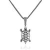 Jewellery Pit - Collana d'argento con tartaruga - Ciondolo gotico da motociclista per uomo con catena d'argento e panno per la pulizia in omaggio - Collana da uomo (50 cm)