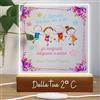 D&Vlab Lampada a led da notte personalizzata con Nomi alunni classe e sezione Luce in Plexiglass Trasparente cornice in legno - Idea Regalo Maestra Insegnante fine anno Scolastico ''VOLARE''