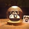 WEIYOUDP Sfera di cristallo personalizzata con foto a LED, luce notturna 2D personalizzata con sfera di cristallo, decorazione per camera da letto, ufficio, regalo, matrimonio, coppia, genitori, foto