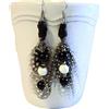 TOTEM by Les Bijoux de Lawrence Orecchini pendenti da donna, colore bianco e nero, piuma e ceramica