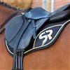 SUNRIDE Sella da Salto per Cavalli - Materiale a Rete per Una Maggiore Ventilazione Contro l'accumulo di Calore, Facile da Pulire e Che Mantiene la Forma (Full, Nero/Oro)