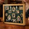Generico Museum of Us Cornice Regalo Personalizzata per Coppie, Scatola con Silhouette per Mini Museo Fai da Te, Decorazione Fai da Te in Memoria in Miniatura - Cornice per Esposizione Mini Museo