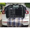 Pet World Grande gabbia per cani inclinata da 91,4 cm, compatibile con Kia Rio, design UK, gabbia da viaggio in acciaio, portello di fuga di emergenza, pieghevole e piatto, tappetino comfort incluso