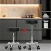 Rcynview Set di 2 sgabelli regolabili in altezza 49-64 cm, sgabello nero con ruote, girevole a 360°, robusto sgabello girevole da lavoro in ecopelle