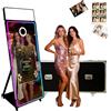 JIAQINMOTD Cabina fotografica a specchio magico da 65 pollici con touch screen interattivo da 32 pollici, luce quadrata RGB, mini PC e custodia da volo per feste di nozze e noleggio eventi (nero, cabina