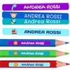 Haberdashery Online 100 Etichette adesive personalizzate per matite, penne e pennarelli. Adesivi scolastici con nome per contrassegnare gli oggetti. Adesivi impermeabili per scuola. Misura 4,6 x 0,6 cm