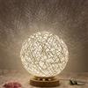 TuAut Lampada da Tavolo in Legno Luce Notturna LED Lampada d'Atmosfera della Camera da Letto in Rattan Ricaricabile USB per Camera Soggiorno Comodino Moderno Decorazione Regalo (Bianco)