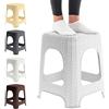 KADAX Sgabello Basso in Plastica Resistente e Leggera per Uso Interno ed Esterno con Seduta Comoda e Base Antiscivolo, Fino a 120 kg (Bianco)