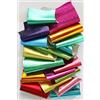 La Garzarara - Ritagli di Pelle Laminata in Colori Accesi - Minimo 12x15 cm - 0,300 kg - Selezione Casuale per Artigianato Cucito e Creazioni Handmade - Metallizzati Lisci o Stropicciati - B1506RC