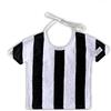 Zigozago - Bavaglino in Spugna di Cotone a forma di maglia a righe Bianco Nero | Fatto a Mano | Personalizzabile con Nome o Scritta Ricamata | Chiusura: Laccetti | Misura: 30 x 22 cm