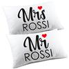 COLORFAMILY Coppia di federe Personalizzabili matrimoniali Mr e Mrs Regalo SanValentino Natale Compleanno Divertenti Personalizza con il cognome