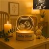 WEIYOUDP Luce notturna personalizzata a ultrasuoni, sfera di cristallo 2D PhotoLED, con base in legno luminosa,personalizzata regalo e commovente per annuncio di gravidanza (8 cm)