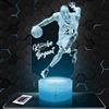 Lampephoto.fr - Lampada 3D K. Bryant, Luce Notturna Tattile K. Bryant Pallacanestro, Illusione 3D Led, Idea Regalo di Natale per Ragazzi e Ragazze Lampada da Comodino per Bambini o Adulti TOP