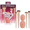 Real Techniques Cherry On Top - Set di pennelli per trucco viso e cover da viaggio, per fondotinta, correttore, cipria e fard, setole sintetiche, vegano e cruelty-free, set da 6 pezzi