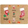 Colorfamily Tappeto Zerbino Natale personalizzato con nome Famiglia 3 figli Calze Natalizio Ingresso Casa Regalo Natale 60x40 cm