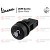 GSC RICAMBI SRL PULSANTE INTERRUTTORE APERTURA SELLA COMPATIBILE CON PIAGGIO BEVERLY - PIAGGO MP3 - PIAGGIO LIBERTY - VESPA GTS - PIAGGIO X8 - X9 - X10 - X EVO.