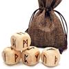 YingRen - Set di 4 dadi in legno con rune intagliate, 24 dadi intagliati in legno con simboli antichi di divinazione, per futuri giochi di divinazione e meditazione