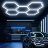 rivestiiltuogarage Plafoniera led soffitto esagonale a nido d'ape modulabile - 26000 lumen & 6500K per garage officina salone auto palestra e barber shop - [298 x 208 cm]