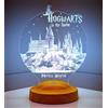 Sentidos Luce Notturna a LED 3D, Lampada da Scrivania per Camera da Letto, Regalo di Compleanno e Battesimo per Ragazzi e Bambini (Hogwarts Con Nome)