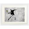 1art1 Banksy Poster Il Lanciatore di Fiori, Graffiti Arte di Strada Quadro in Cornice con Pregiato Passepartout | Immagini A Parete | in Una Cornice 40x30 cm