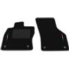 Somer Car Kit Tappetini Auto SOLO ANTERIORI 2pz compatibili con Volkswagen Golf 8 2020-2025 | Set 2 tappeti anteriori su misura in moquette, bandiera Italia
