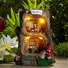 BEXLEYBAY Gnomo Fairy House - Statuine da giardino con luci solari, in miniatura, per giardino e giardino, sculture e statuine, per esterni e patio, prato, sentieri, altezza 20,3 cm
