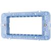 AVE Numero Posti 4 Moduli, CONFEZIONE 1 *** Supporto placche ave s44 per scatole rettangolari con viti