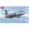 Academy 120116 492576 1/72 USAF F-104C Guerra Vietnam, Multicolore