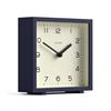 Jones Clocks® Disco Orologio da scrivania | Design elegante e quadrato | Blu | Elegante e facile da leggere per scaffali, tavolo, camino o comodino