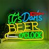 RuCvixkt It's Dart Beer O'clock Segno al Neon, Luce al Neon LED per Bar, Camera da Letto, Pub, Stanza dei Dardi, Decorazione di Grotta dell'Uomo. Regalo per Ragazzi, Decorazione di Parete di Camera