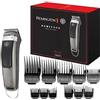 Remington Tagliacapelli Professionale - Lame in acciaio Inox - Leva di regolazione lama, 11 pettini, Funzionamento a rete-batteria, litio, Asciugamano Retro Special Edition Manchester United HC9105