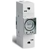Perry interruttore orario settimanale digitale a cavalieri con display - 2 DIN - 1IO0024/D15