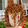 Aisamco Fiori sospesi artificiali per esterni, 4 pezzi di decorazioni di piante finte, fiore di seta finta resistente ai raggi UV con foglie di eucalipto per fioriera esterna cortile portico patio balcone