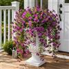 Aisamco Fiori sospesi artificiali per esterni, 4 pezzi di decorazioni di piante finte, fiore di seta finta resistente ai raggi UV con foglie di eucalipto per fioriera esterna cortile portico patio balcone