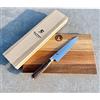 Palatina Werkstatt Kai Shun Classic Premier Tim Mälzer | TDM-1701 Coltello multiuso ultra affilato | Lama di Damasco 15 cm + tavola in legno massello 30x18 cm
