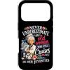 Funny Cruise Grandma In Her Seventies Tr Custodia per iPhone 17 Pro Mai sottovalutare la vecchia donna ancora naviga nei suoi settant'anni
