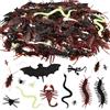 PLULON 220 pezzi di insetti realistici, ragni, scarafaggi, millepiedi, scorpioni, mosche, insetti, scatola per scherzi per feste di Halloween, giocattoli di plastica PLULON kit per scherzi del pesce d'aprile