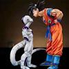 Statua Dragon Ball Z Son Goku vs Freezer in PVC 24 cm Figurina