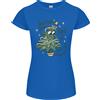 Gildan Un Cane Weeing su Una Natale Albero Divertente Donna Minuta Taglio T-Shirt