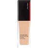 Shiseido Synchro Skin Radiant Lifting Foundation SPF30 220 Linen Fondotinta Idratante 24H Modulabile 30 ml Fluido SPF